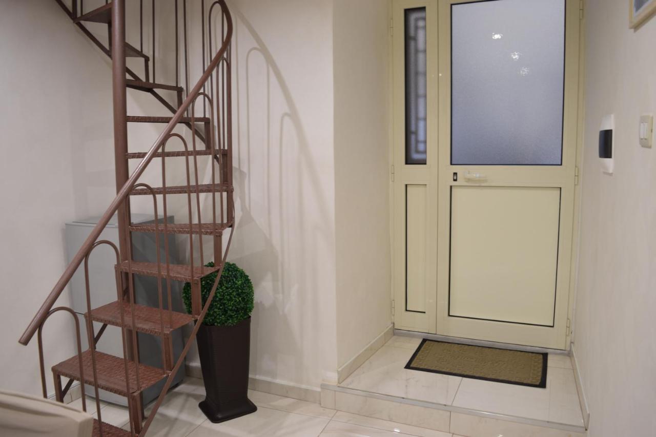 Nonnona House-Napoli Centro Apartment Bagian luar foto